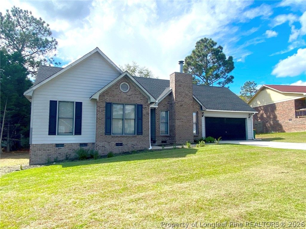 5715 Walkabout Road, Hope Mills, NC 28348