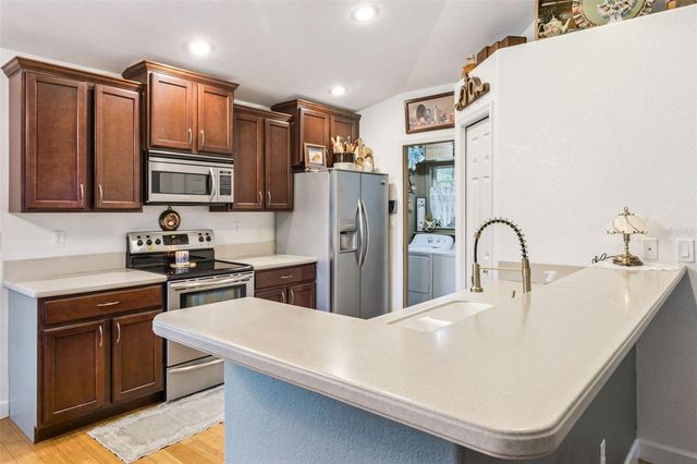 214 MOUNTAIN DRIVE, Babson Park, FL 33827