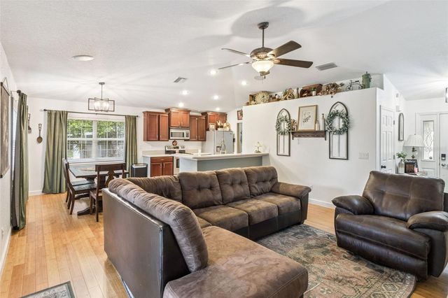 214 MOUNTAIN DRIVE, Babson Park, FL 33827