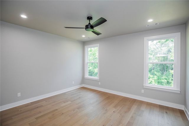 19 Nairn Lane, Bella Vista, AR 72715