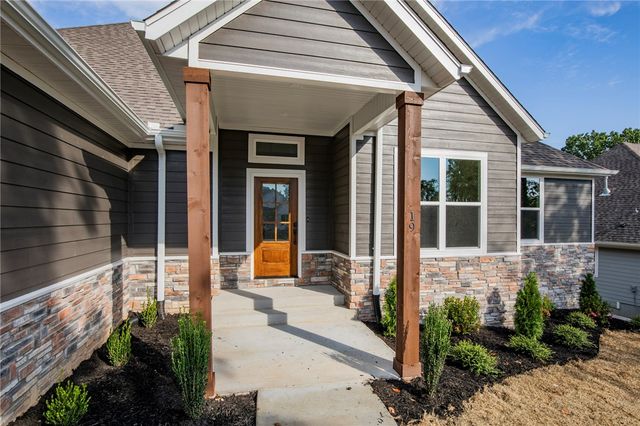 19 Nairn Lane, Bella Vista, AR 72715