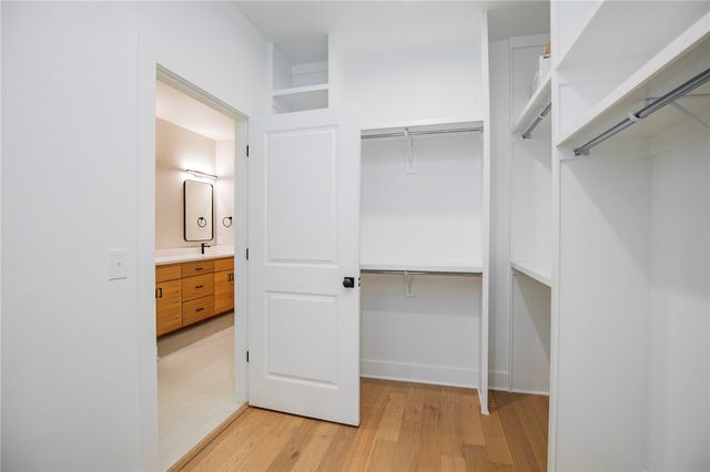 19 Nairn Lane, Bella Vista, AR 72715