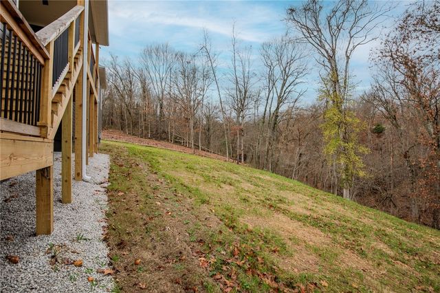 19 Nairn Lane, Bella Vista, AR 72715