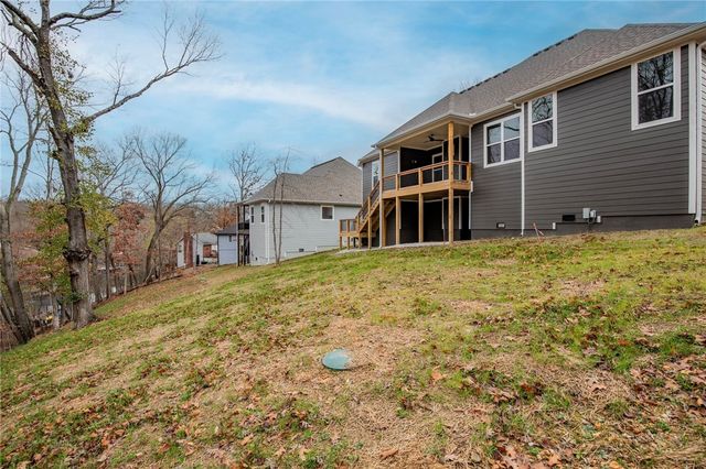 19 Nairn Lane, Bella Vista, AR 72715