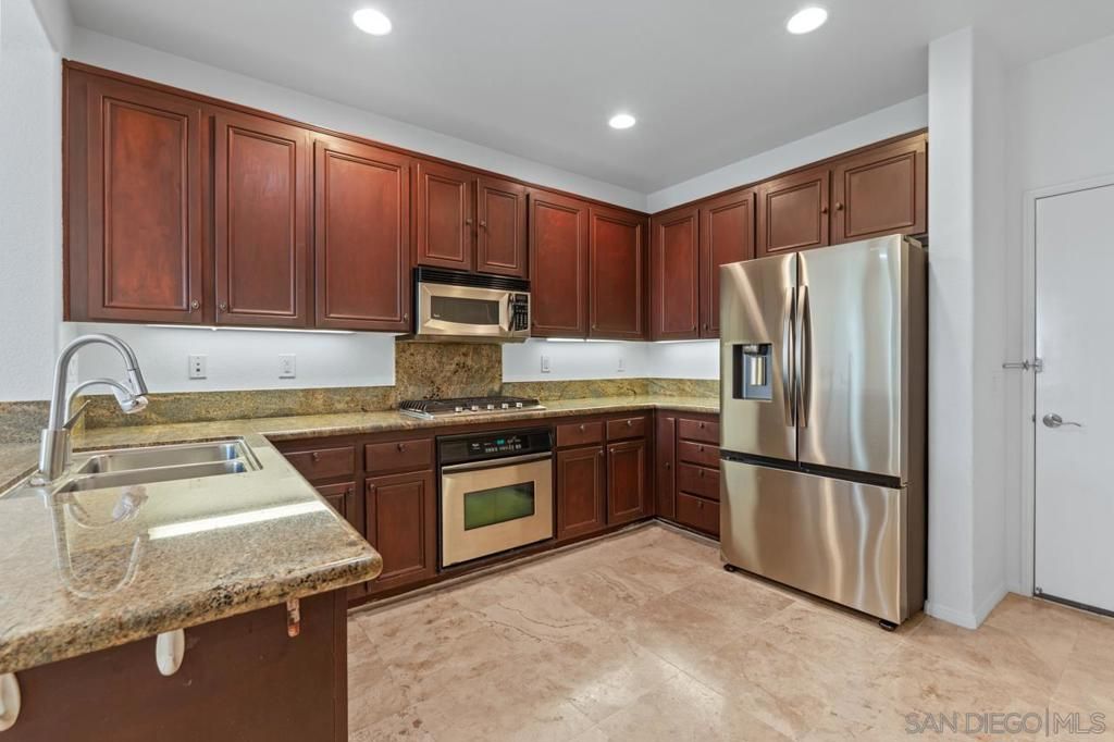 6203 Verda, San Diego, CA 92130