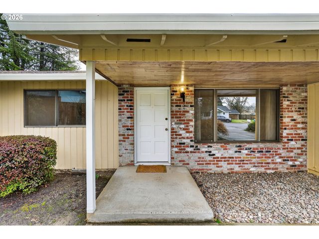 17363 Sw WASHINGTON Ct, Beaverton, OR 97078