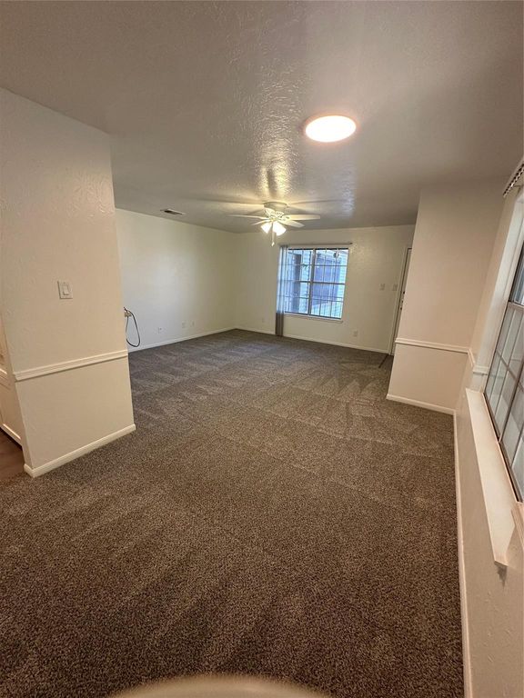709 Skylark Road 709-D, Pasadena, TX 77502