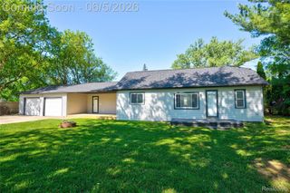 8053 Leadley Avenue, Genesee Charter Township, MI 48458