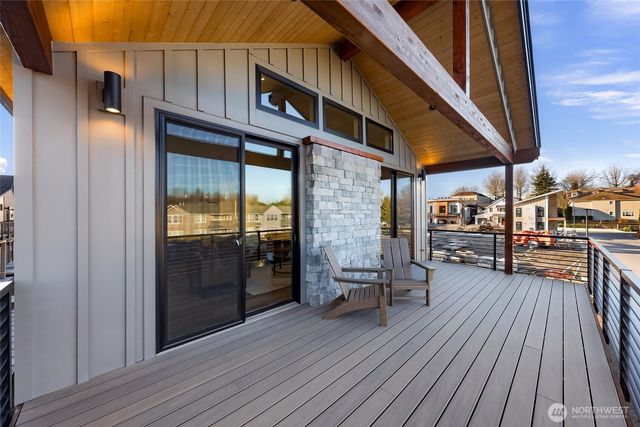 220 Skipping Stone Loop, Lynden, WA 98264