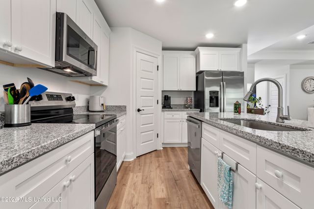 6304 Annie Cove, Ocean Springs, MS 39564