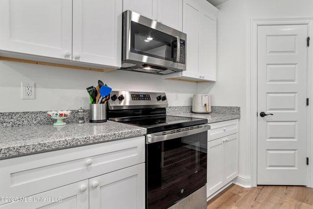 6304 Annie Cove, Ocean Springs, MS 39564