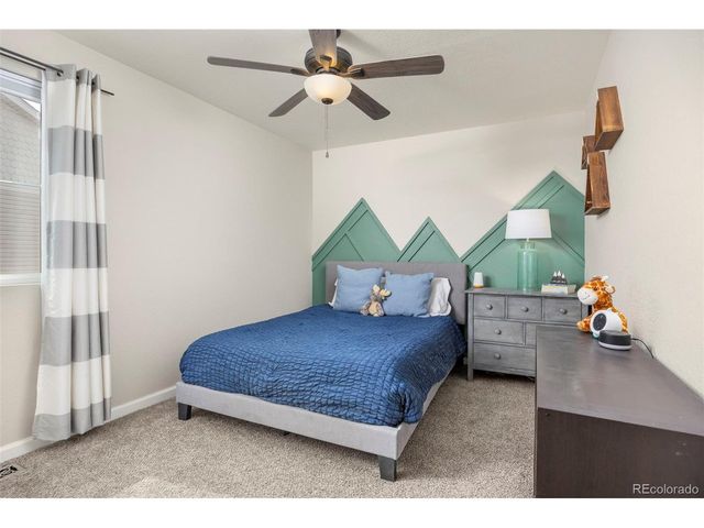 119 S Oak Hill Ct, Aurora, CO 80018