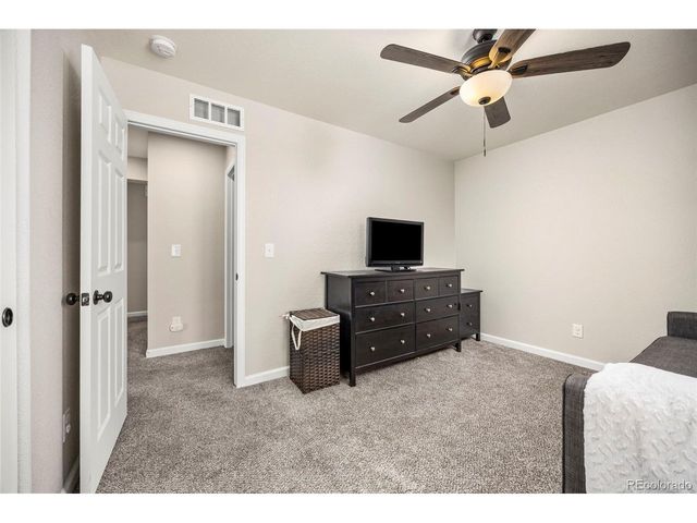 119 S Oak Hill Ct, Aurora, CO 80018