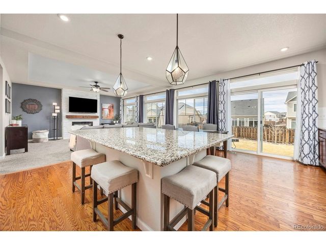 119 S Oak Hill Ct, Aurora, CO 80018