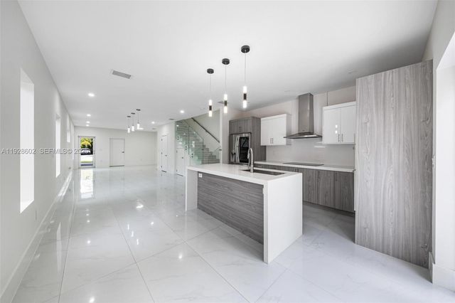 3142 Carter St 3142, Miami, FL 33133