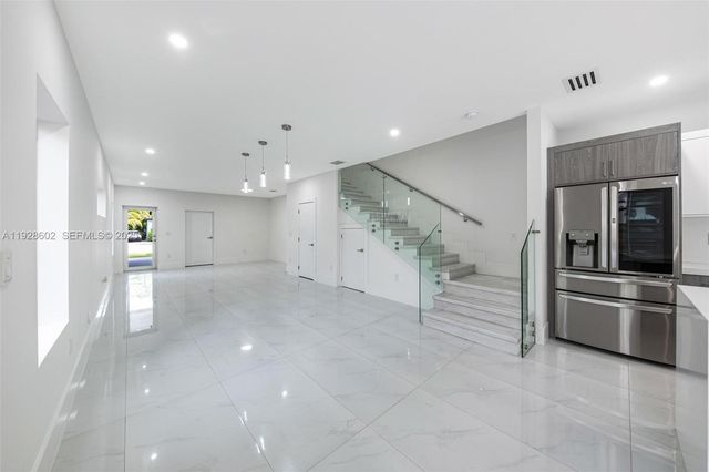 3142 Carter St 3142, Miami, FL 33133