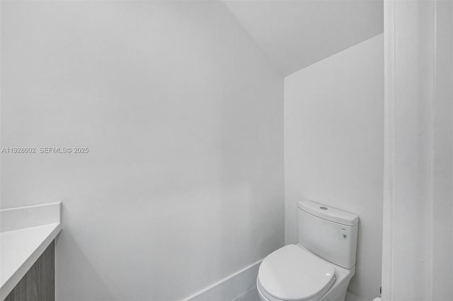 3142 Carter St 3142, Miami, FL 33133