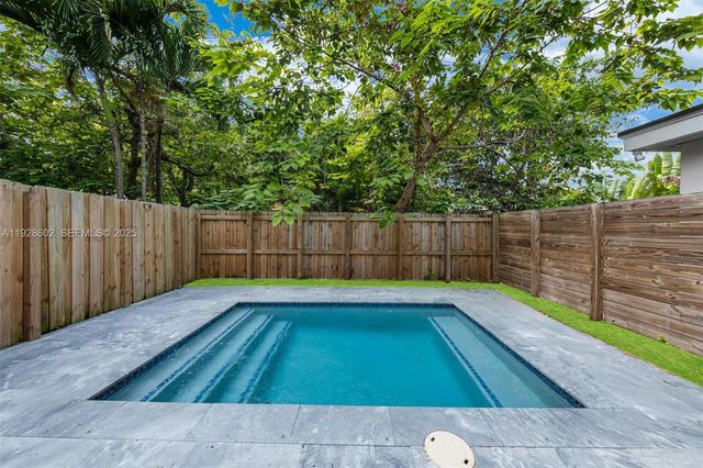 3142 Carter St 3142, Miami, FL 33133