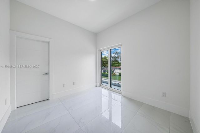 3142 Carter St 3142, Miami, FL 33133