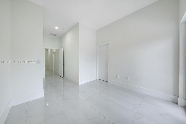 3142 Carter St 3142, Miami, FL 33133