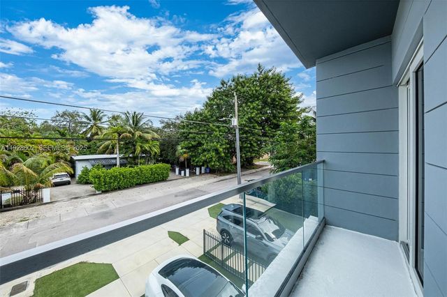 3142 Carter St 3142, Miami, FL 33133