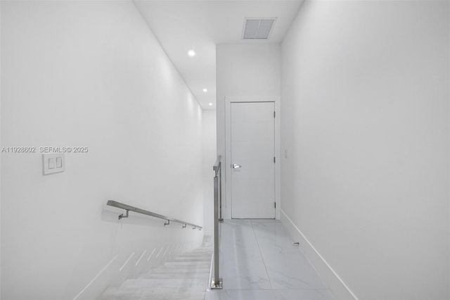 3142 Carter St 3142, Miami, FL 33133