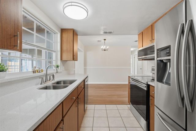 2204 SANDALWOOD DRIVE, Fern Park, FL 32730