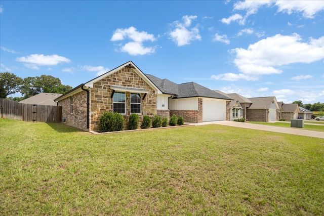 113 Hay Meadow Drive, Winona, TX 75792