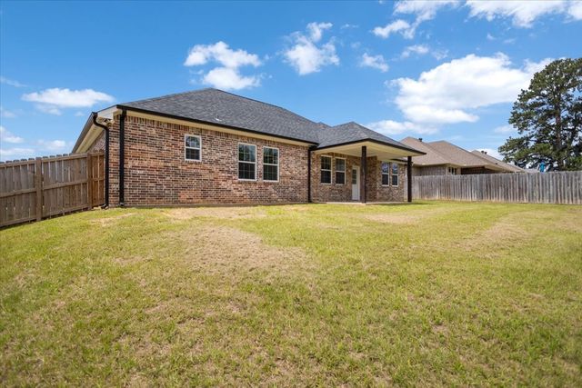 113 Hay Meadow Drive, Winona, TX 75792