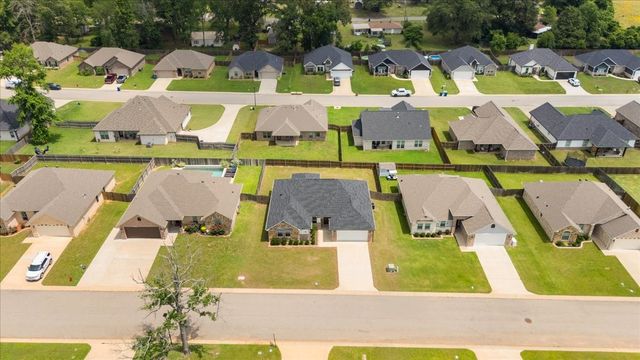 113 Hay Meadow Drive, Winona, TX 75792