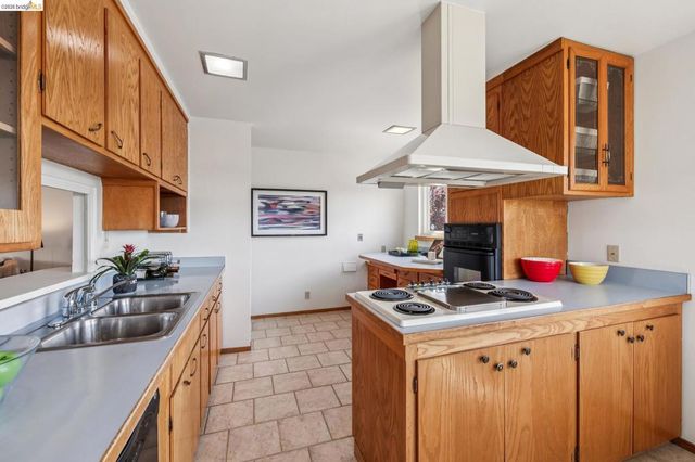 2308 San Mateo St, Richmond, CA 94804