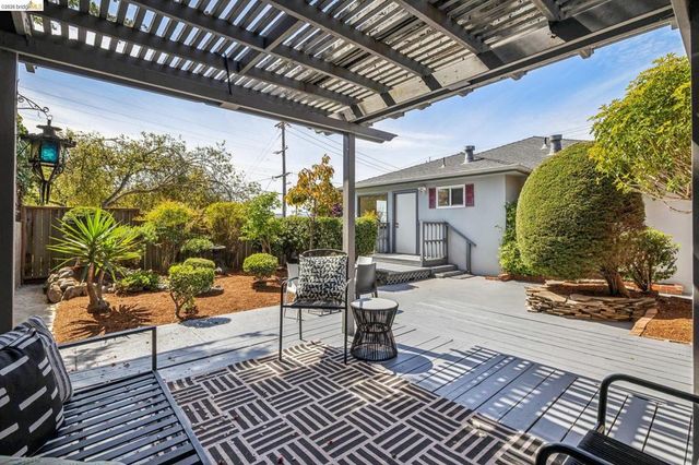 2308 San Mateo St, Richmond, CA 94804