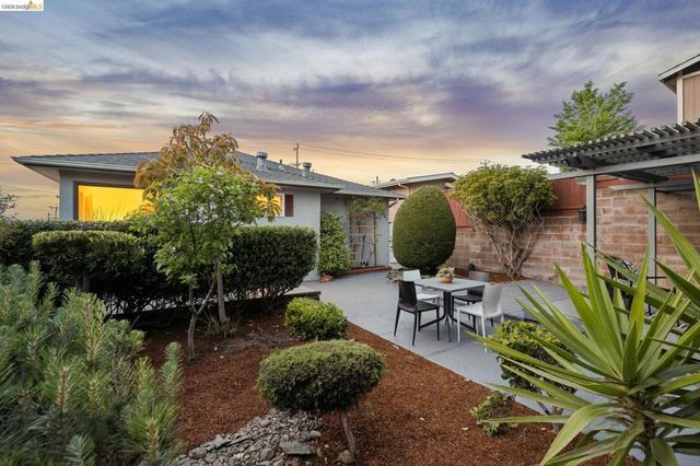 2308 San Mateo St, Richmond, CA 94804