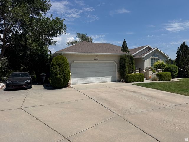 8733 S FAIRWAY, West Jordan, UT 84088