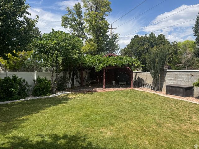 8733 S FAIRWAY, West Jordan, UT 84088
