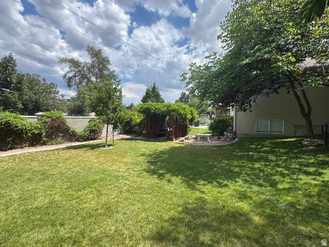 8733 S FAIRWAY, West Jordan, UT 84088