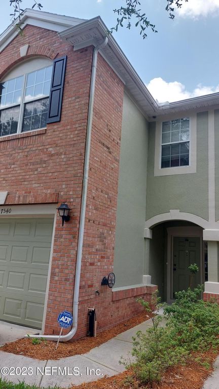 7540 RED CRANE Lane, Jacksonville, FL 32256