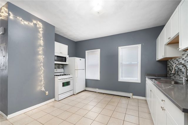 346 Douglas Avenue, Providence, RI 02908