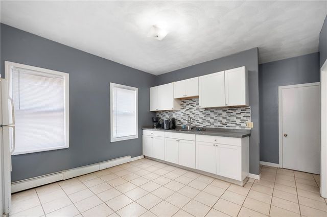 346 Douglas Avenue, Providence, RI 02908