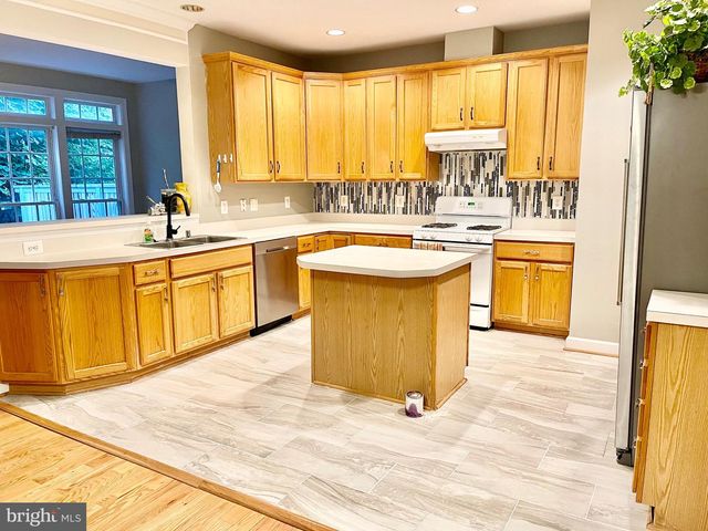 12402 FALCONBRIDGE DR, North Potomac, MD 20878