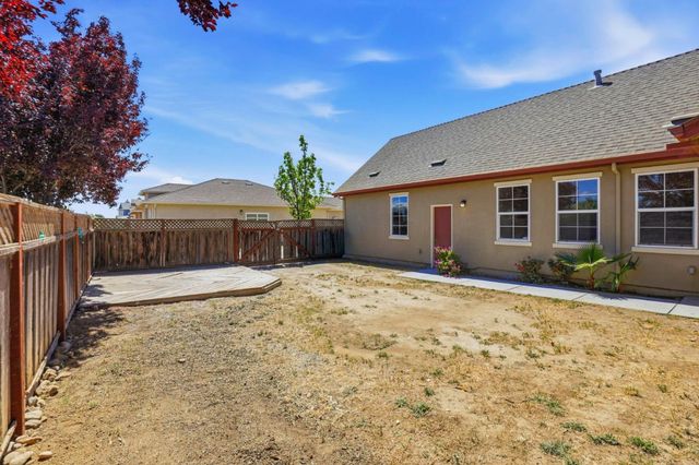 631 Elm Avenue, Greenfield, CA 93927