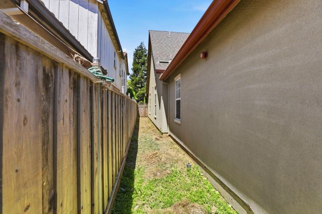 631 Elm Avenue, Greenfield, CA 93927