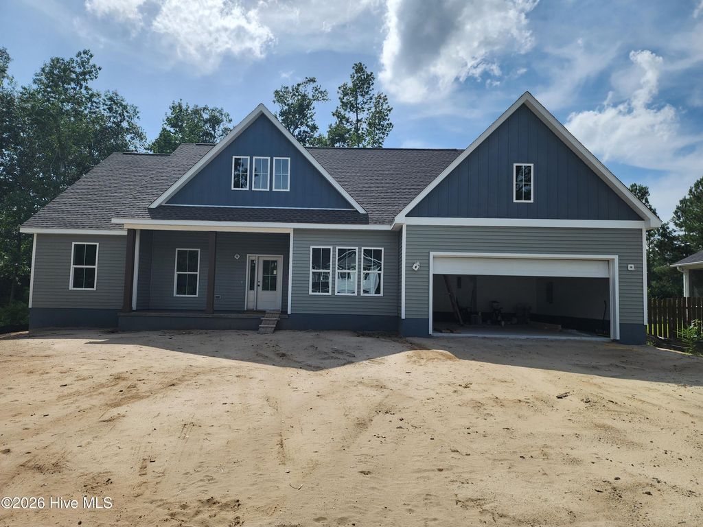 7159 Old Stump Drive SE, Leland, NC 28451