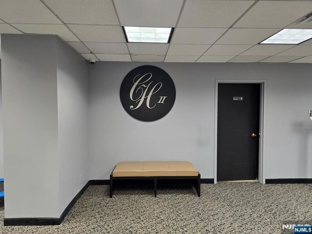 2 Claridge Drive 4MW, Verona, NJ 07044