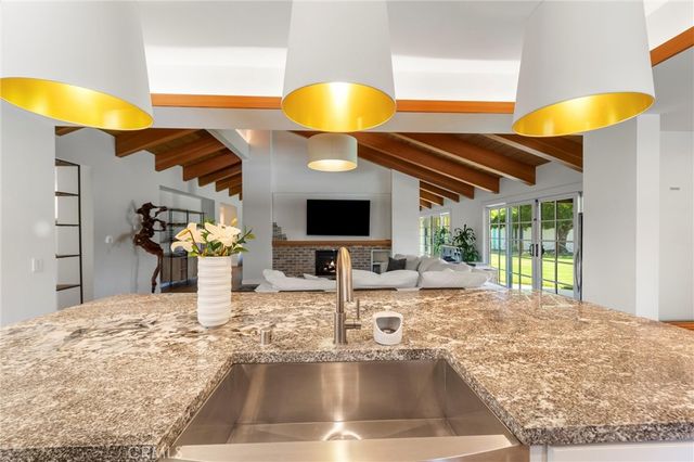 7337 La Soldadera, Rancho Santa Fe, CA 92067
