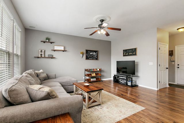 4951 Thistle Lane, Lake In The Hills, IL 60156