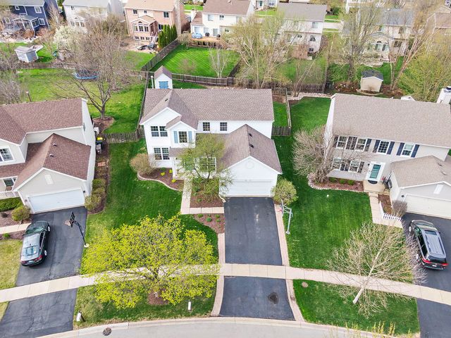 4951 Thistle Lane, Lake In The Hills, IL 60156