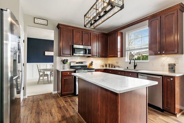 4951 Thistle Lane, Lake In The Hills, IL 60156