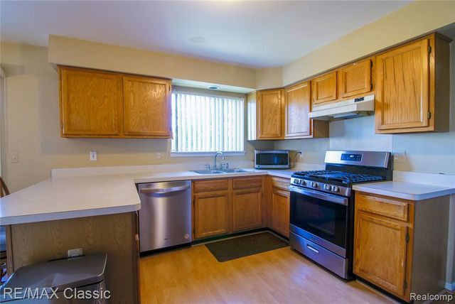 5973 Cottonwood Drive, Ypsilanti, MI 48197