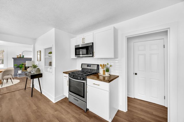 2621 Poe Avenue SW, Wyoming, MI 49509